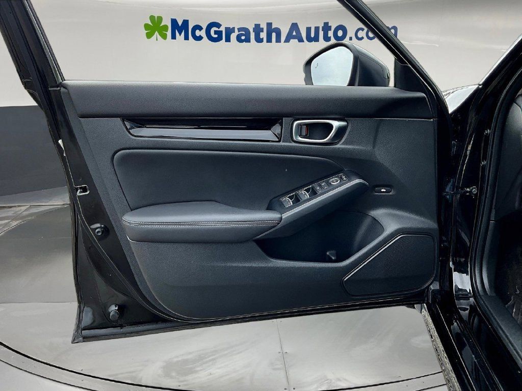 Used 2022 Honda Civic Touring image 23