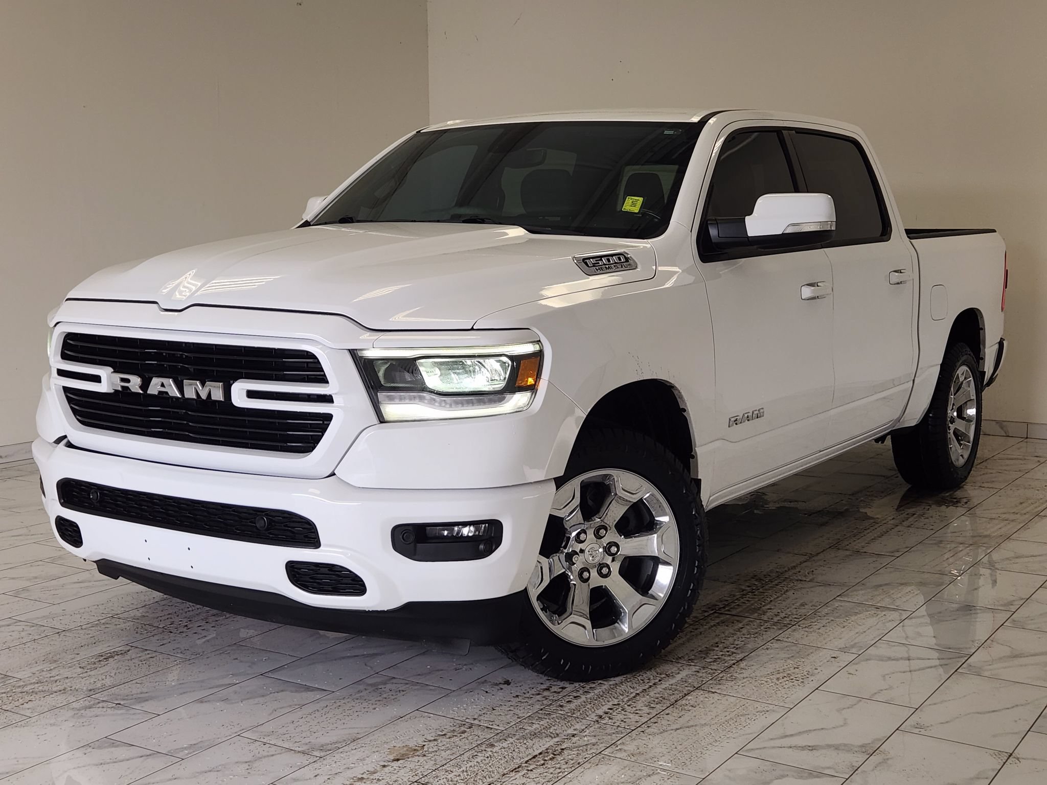 Used 2019 RAM 1500 Big Horn AWD/4WD image 1