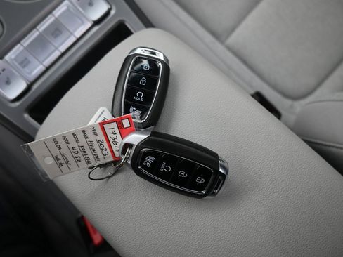 Used 2023 Hyundai Kona SEL image 13