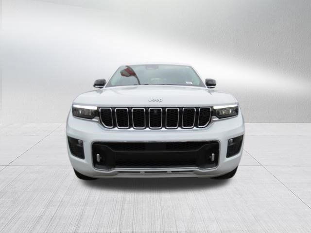 Used 2023 Jeep Grand Cherokee Overland w/ Adv Protech Group III AWD/4WD image 3