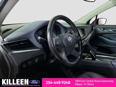 Used 2021 Buick Enclave Essence w/ Sport Touring Edition image 10