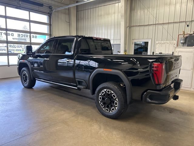 Used 2024 GMC Sierra 3500 Denali w/ Denali Reserve Package AWD/4WD image 8