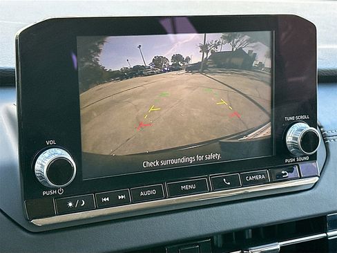 Used 2022 Mitsubishi Outlander ES image 13