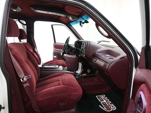 Used 1995 Chevrolet Tahoe 4WD image 8