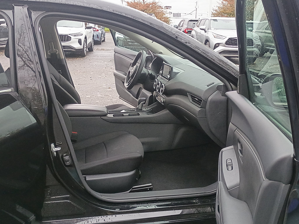 Used 2025 Nissan Sentra S w/ Trunk Package FWD image 15
