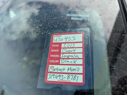Used 2013 Chevrolet Impala LTZ FWD image 22