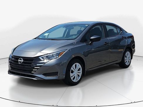 Used 2025 Nissan Versa S w/ Trunk Package FWD image 11