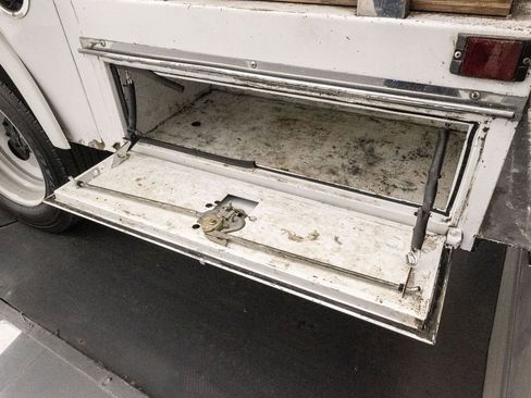 Used 2019 Ford F450 XL w/ Power Equipment Group image 31