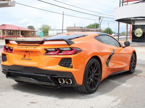 Used 2023 Chevrolet Corvette Stingray Premium Cpe w/ Z51 Performance Package RWD image 3