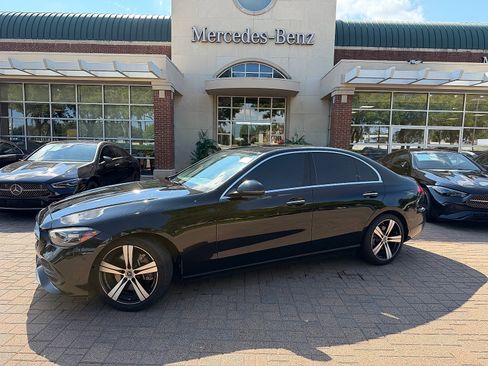 Used 2024 Mercedes-Benz C 300 4MATIC Sedan image 2