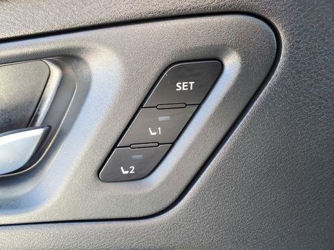 Certified 2024 Nissan Ariya AWD image 18