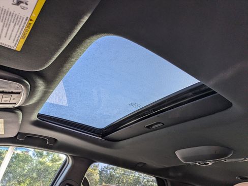 Used 2015 Dodge Durango Citadel w/ Technology Group image 23