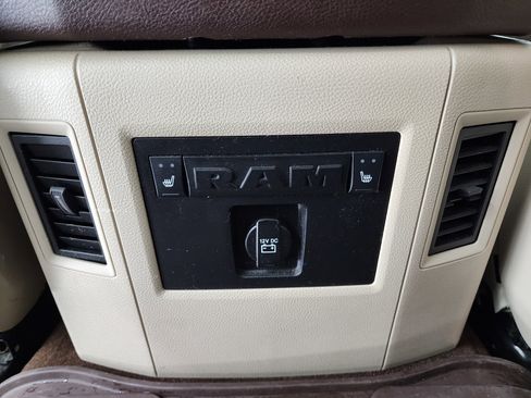 Used 2018 RAM 3500 Laramie image 40