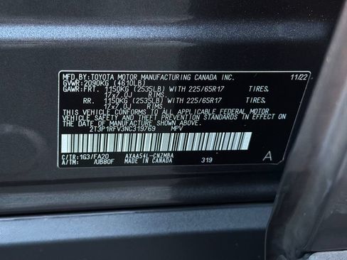 Used 2022 Toyota RAV4 XLE AWD/4WD image 32