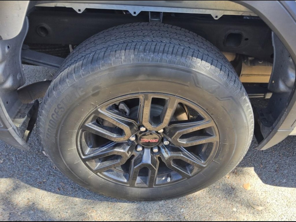 Used 2022 GMC Sierra 1500 Elevation w/ LPO, Elevation Black Package RWD image 7