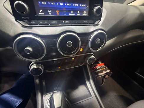 Certified 2023 Nissan Sentra S image 31