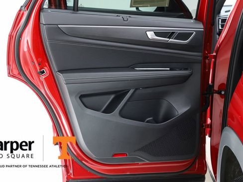 Used 2025 Volkswagen Atlas Cross Sport SEL R-Line image 56