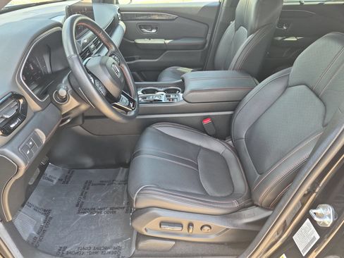 Certified 2026 Honda Passport TrailSport Elite image 11