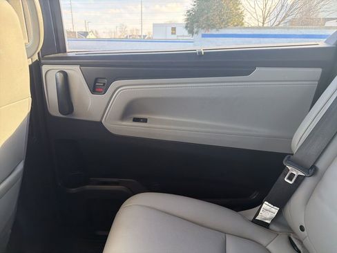 Certified 2023 Honda Odyssey EX-L image 26