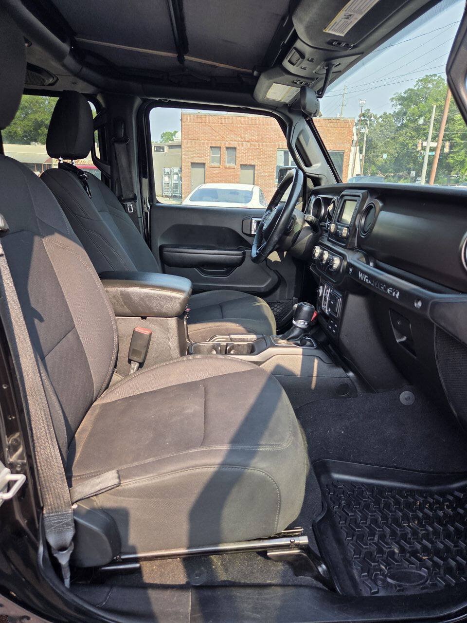 Used 2018 Jeep Wrangler Unlimited Sport S AWD/4WD image 18