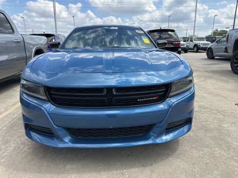 Used 2023 Dodge Charger SXT w/ Cold Weather Package image 6