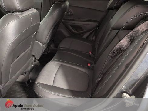 Used 2016 Chevrolet Trax LT w/ LT Sun and Sound Package image 31
