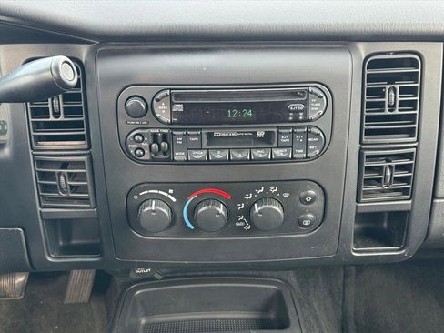Used 2002 Dodge Dakota SLT image 9