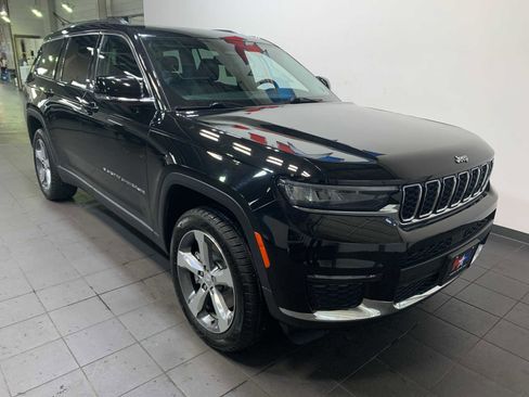 Used 2021 Jeep Grand Cherokee L Limited image 2
