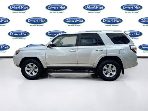 Used 2014 Toyota 4Runner SR5 Premium image 5