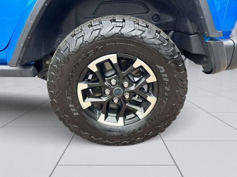Used 2024 Jeep Wrangler Unlimited Rubicon 4xe AWD/4WD image 32
