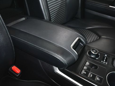 Used 2024 Toyota Highlander XSE AWD/4WD image 63