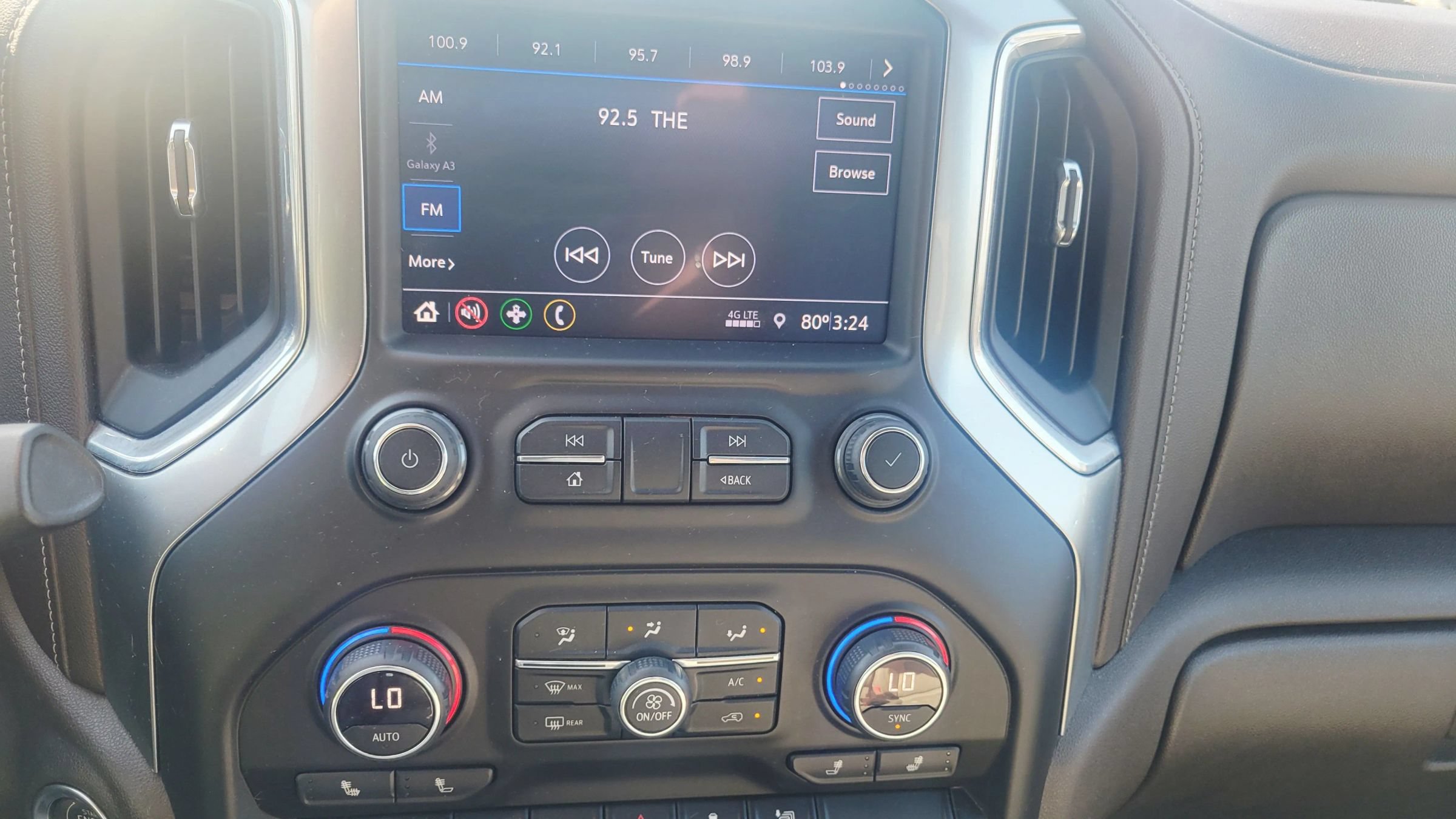 Used 2020 Chevrolet Silverado 1500 LT w/ All-Star Edition RWD image 30
