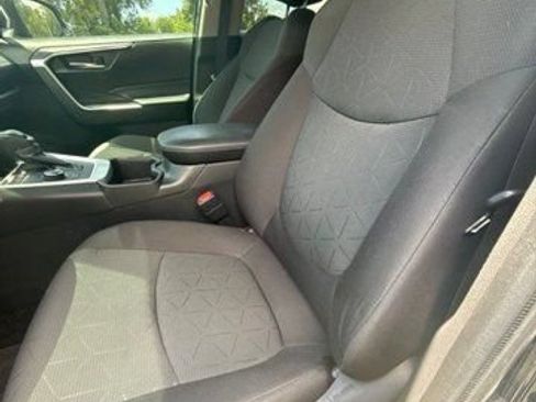 Used 2024 Toyota RAV4 AWD Hybrid image 8
