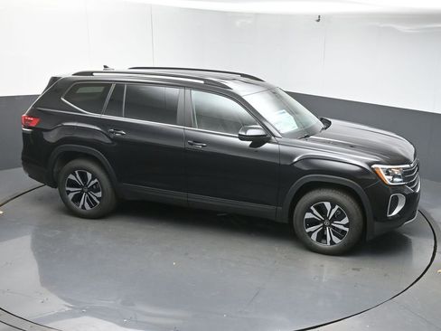 New 2026 Volkswagen Atlas SE image 39