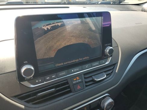 Used 2019 Nissan Altima 2.5 S FWD image 22