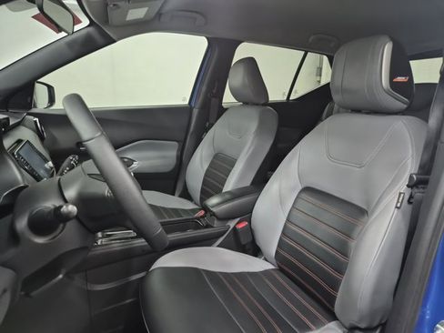 Used 2022 Nissan Kicks SR w/ Premium Package image 21