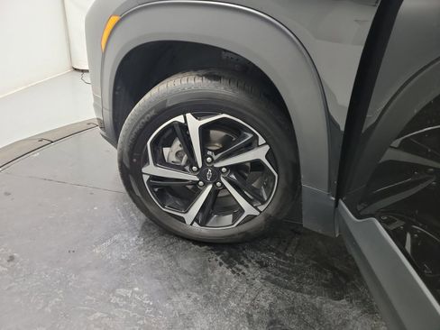 Used 2021 Chevrolet TrailBlazer RS w/ Sun and Liftgate Package image 30