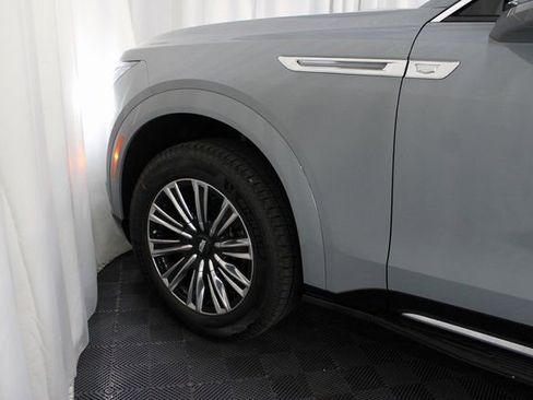 New 2026 Cadillac Escalade IQ Luxury 1 AWD/4WD image 9