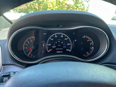 Used 2015 Jeep Grand Cherokee Limited AWD/4WD image 24