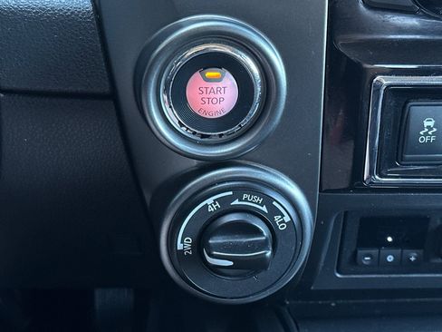 Used 2016 Nissan Titan Platinum Reserve AWD/4WD image 22