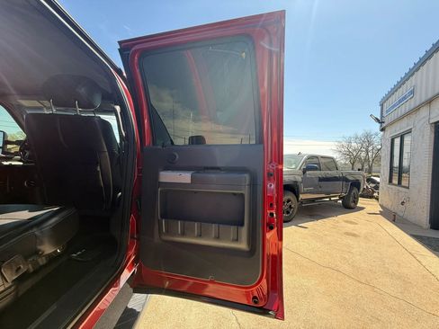 Used 2015 Ford F250 Lariat w/ Lariat Ultimate Package AWD/4WD image 11