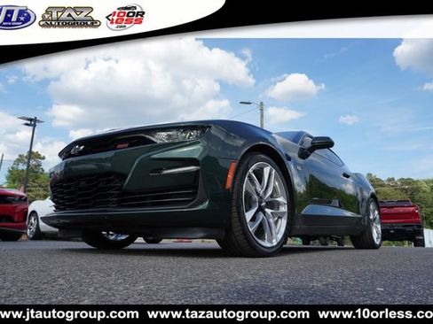 Used 2020 Chevrolet Camaro SS RWD image 5