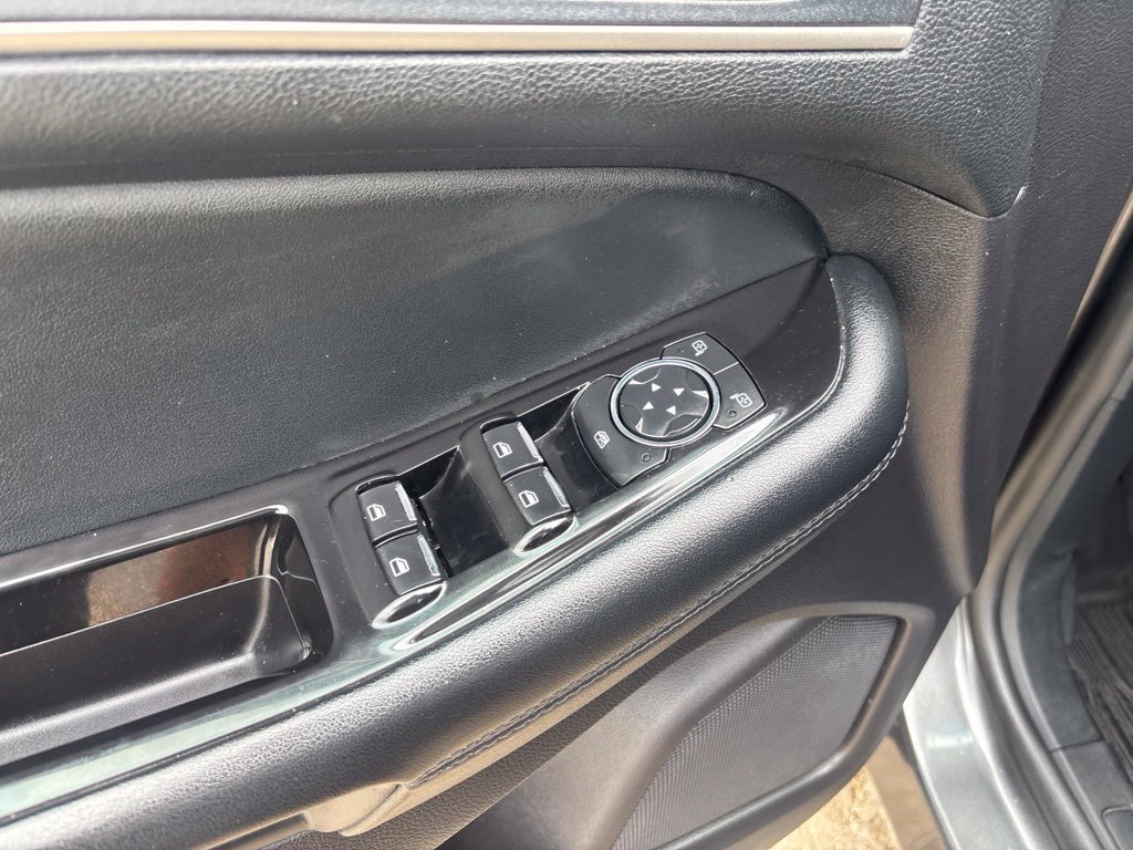 Used 2020 Ford Edge SEL w/ Convenience Package AWD/4WD image 10