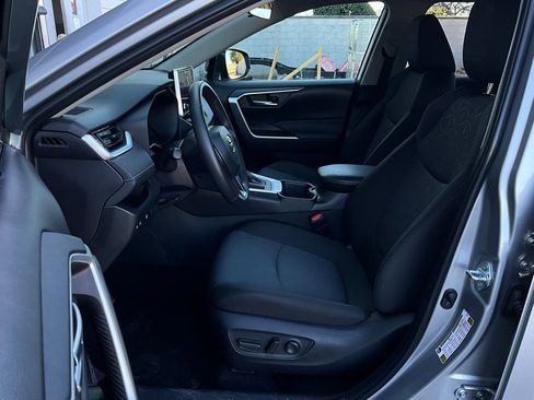 Used 2025 Toyota RAV4 XLE w/ Weather Package image 10
