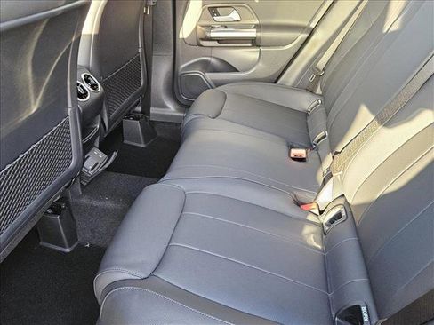 New 2025 Mercedes-Benz GLA 250 image 14