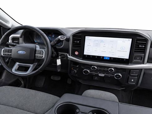 Used 2025 Ford F150 XLT w/ Equipment Group 301A Standard AWD/4WD image 15