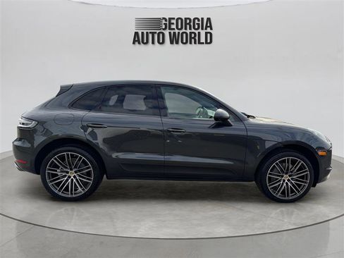 Used 2021 Porsche Macan S image 3