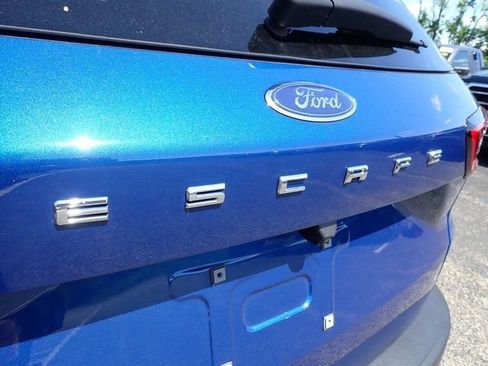 Used 2023 Ford Escape Active w/ Tech Pack #2 FWD image 5
