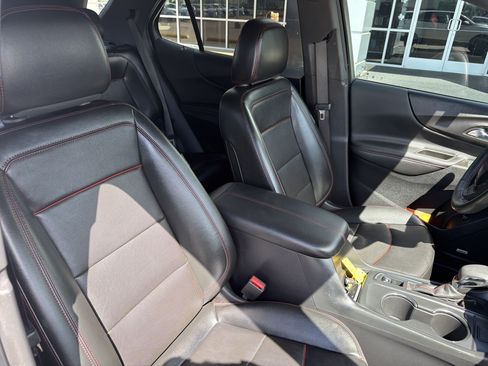 Used 2023 Chevrolet Equinox RS w/ RS Leather Package FWD image 7