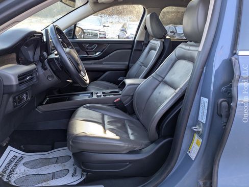 Used 2023 Lincoln Corsair Grand Touring w/ Equipment Group 301A image 21